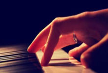 熊猫直播tv-深圳亚联主场饮恨:0-2不敌天津鑫磊,足球精神在败局中淬炼锋芒