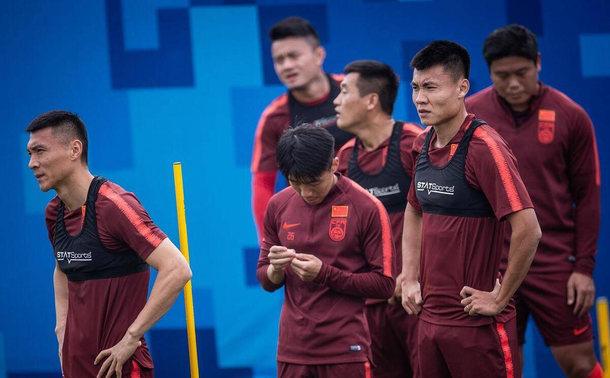 熊猫体育官方-中国足球聚光灯下,球队实力逐渐崛起的简单介绍