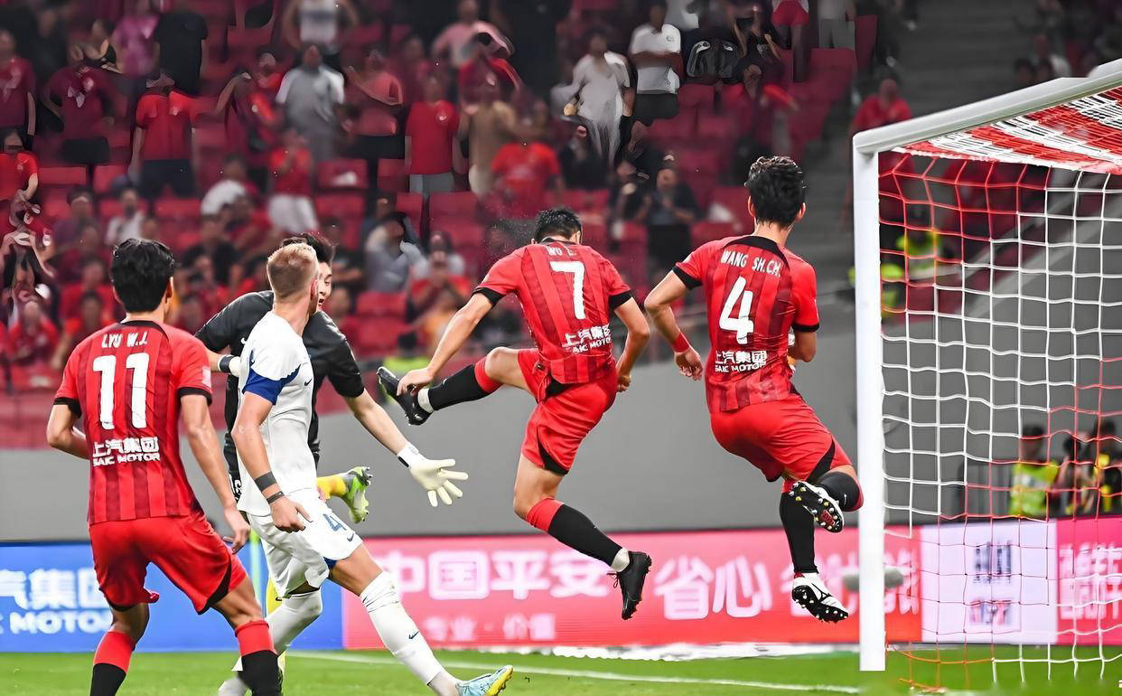 关于胜负在望:中国足球队步步为营,战胜对手的信息 关于胜负在望:中国足球队步步为营,战胜对手的信息