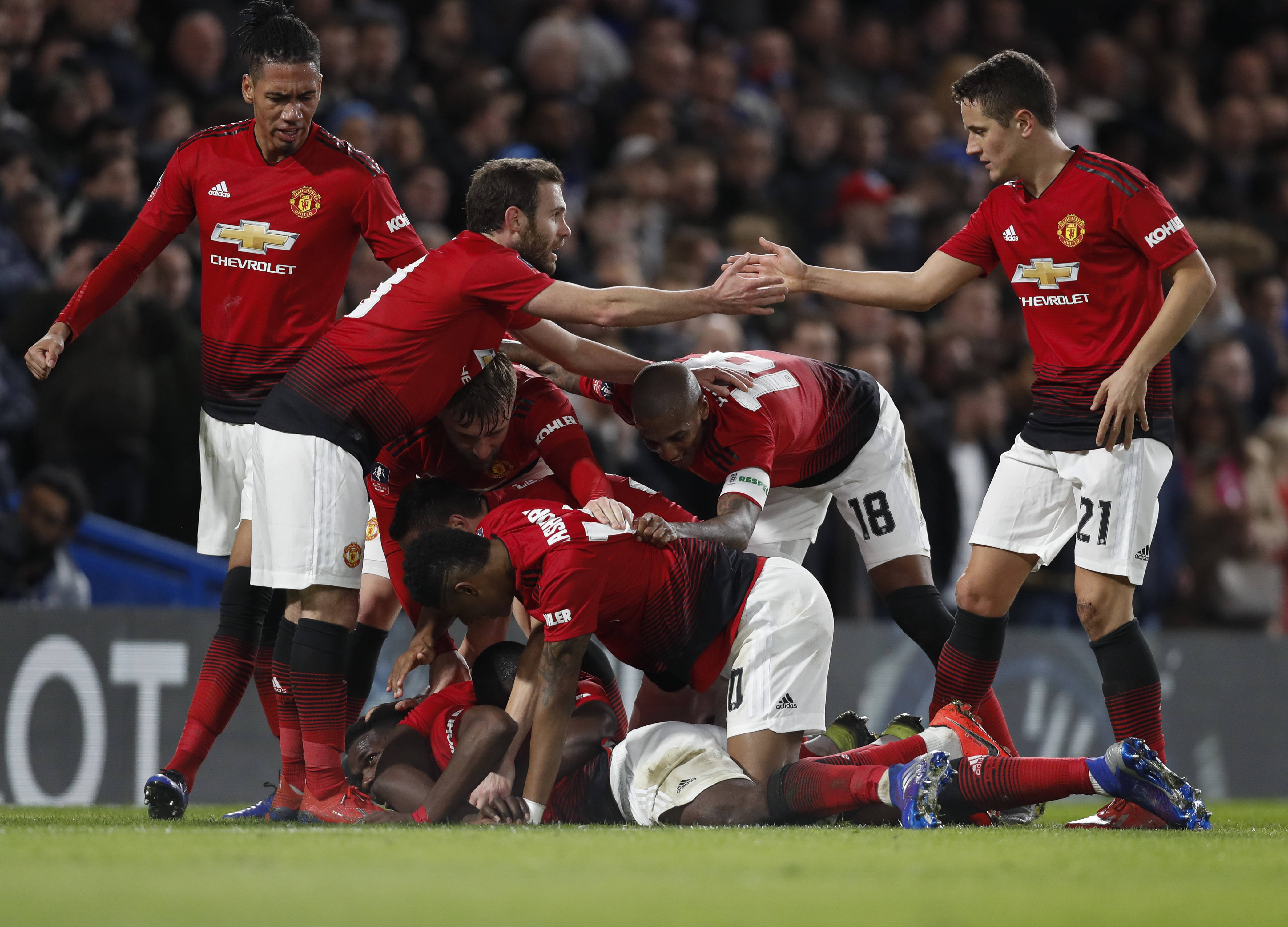 曼联客场困难击败水晶宫,取得宝贵三分的简单介绍 曼联客场困难击败水晶宫,取得宝贵三分的简单介绍