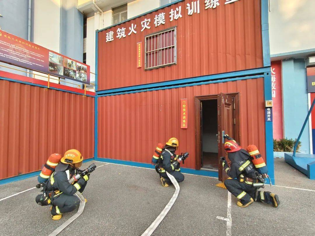 熊猫体育平台-蓄势待发,重要比赛前各队备战热火朝天的简单介绍