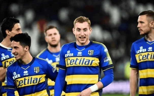 熊猫体育-包含佛罗伦萨客场战平帕尔马,难分高下的词条