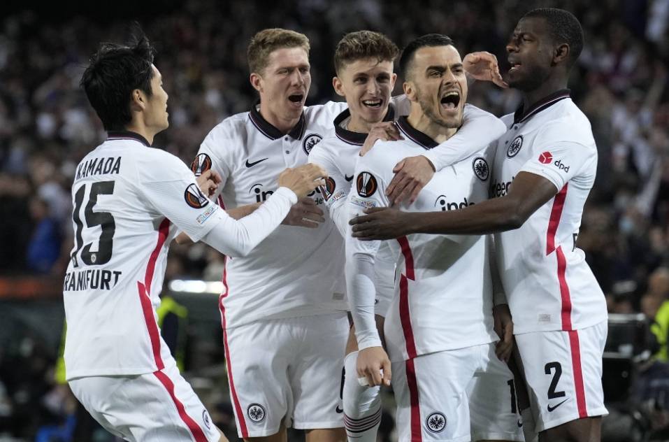 关于弗赖堡队员经验丰富,展现出色斗志的信息 关于弗赖堡队员经验丰富,展现出色斗志的信息