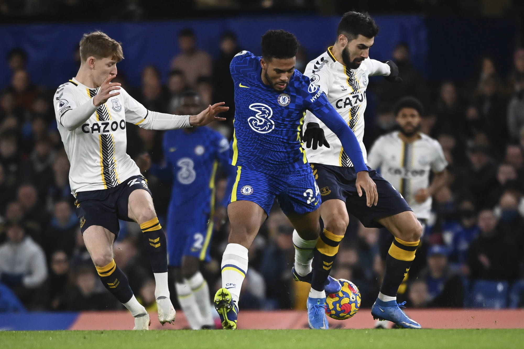 切尔西战胜对手,重返胜利走向 切尔西战胜对手,重返胜利走向