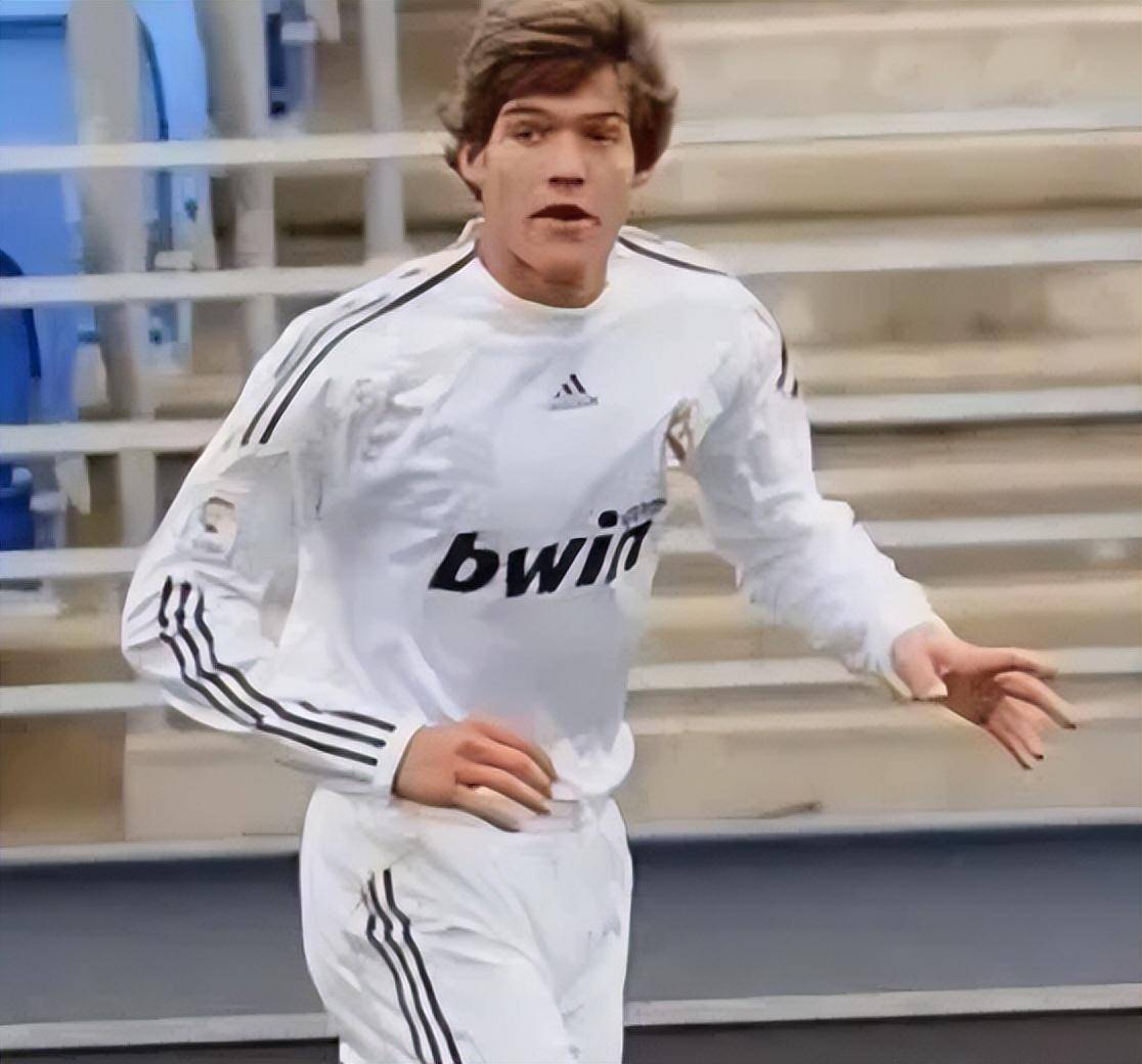 熊猫直播tv-包含利物浦防守坚不可摧,保持零封记录的词条