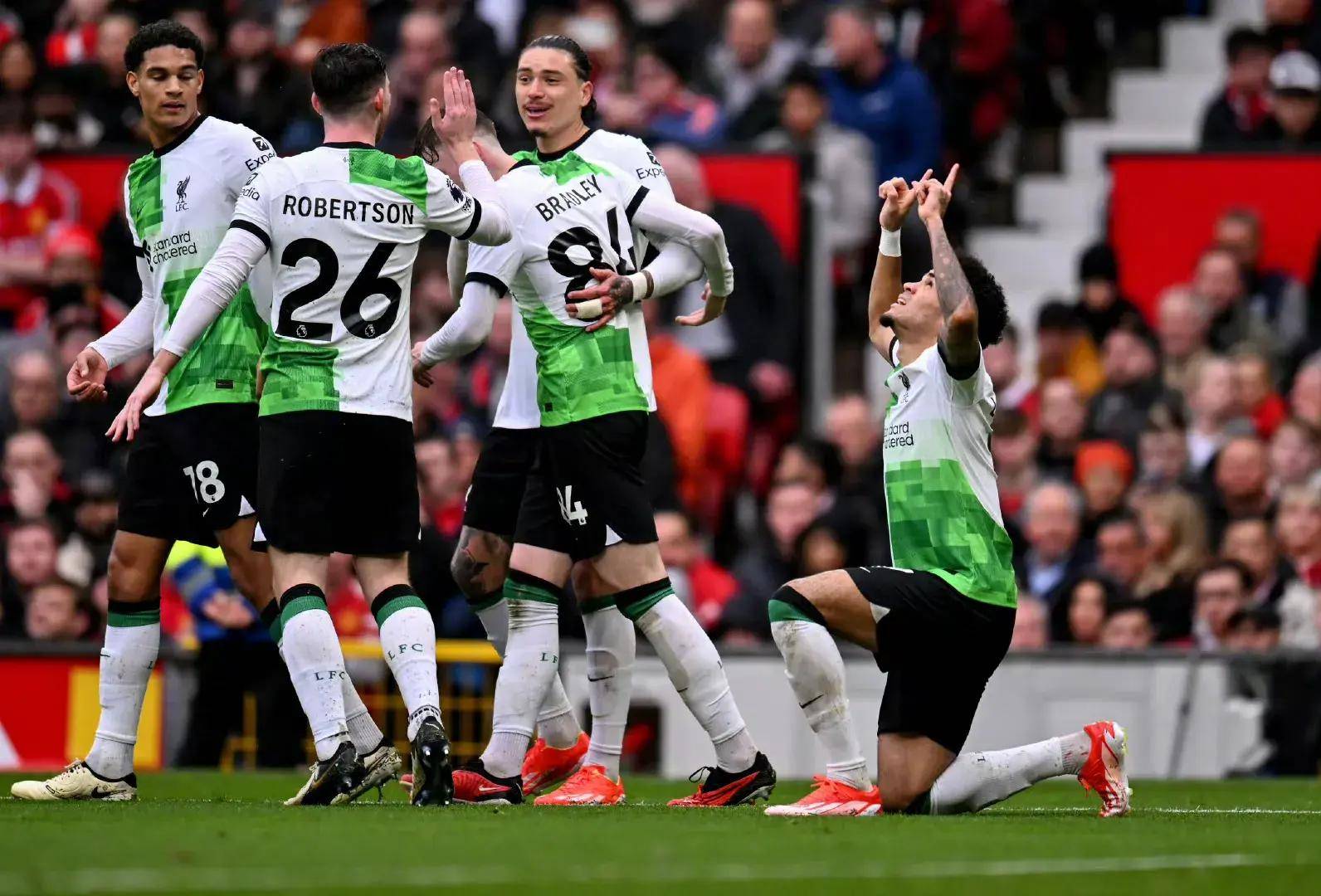 包含利物浦防守坚不可摧,保持零封记录的词条 包含利物浦防守坚不可摧,保持零封记录的词条