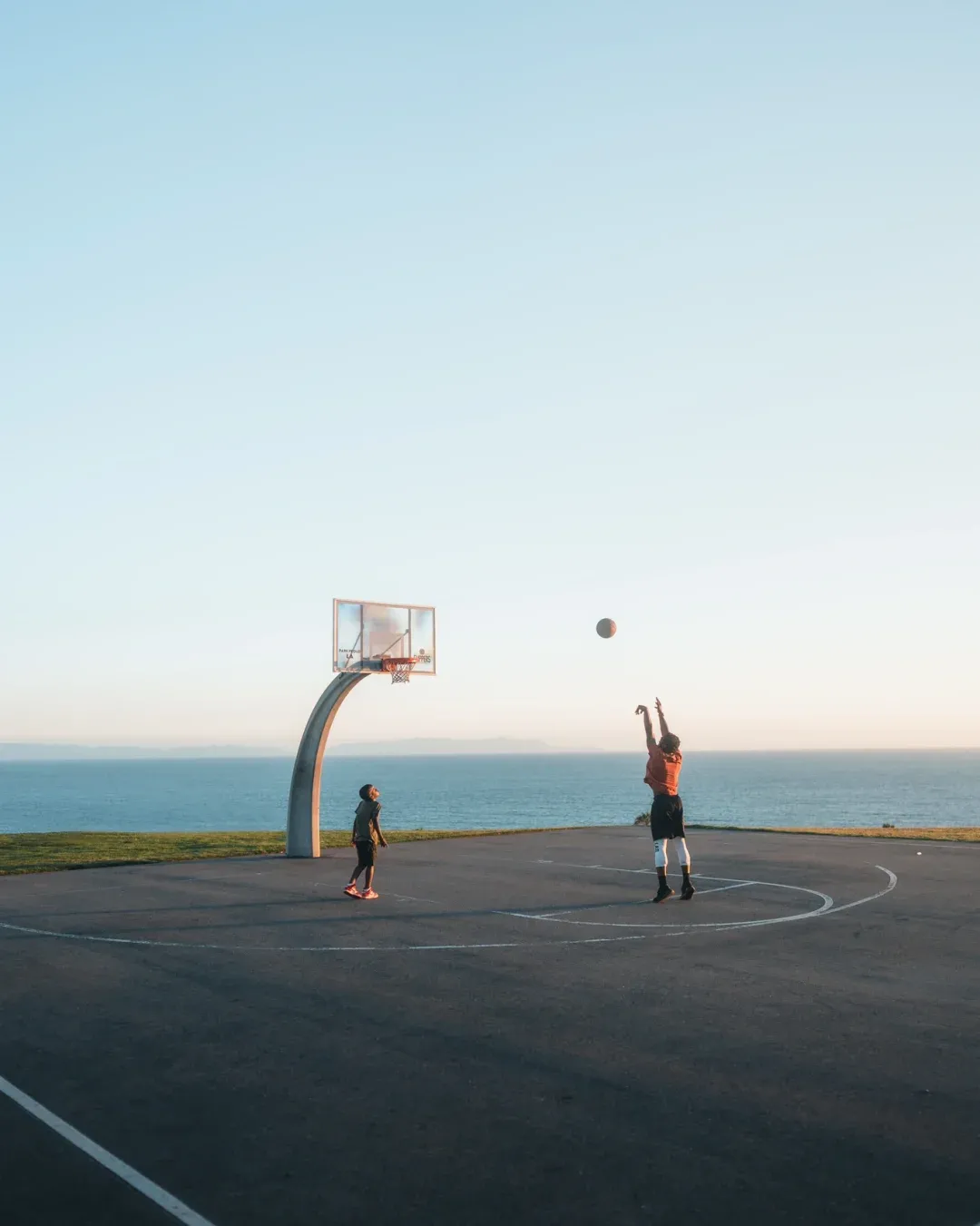 体育赛事直播-包含精彩篮球瞬间被永久记录,让人无法抹去的经典回放的词条