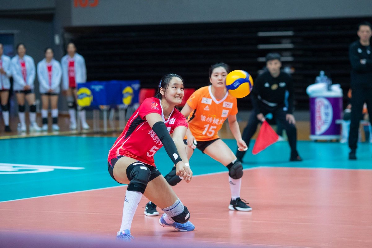 熊猫直播官网-阿尔及利亚选手在国外联赛中崭露头角