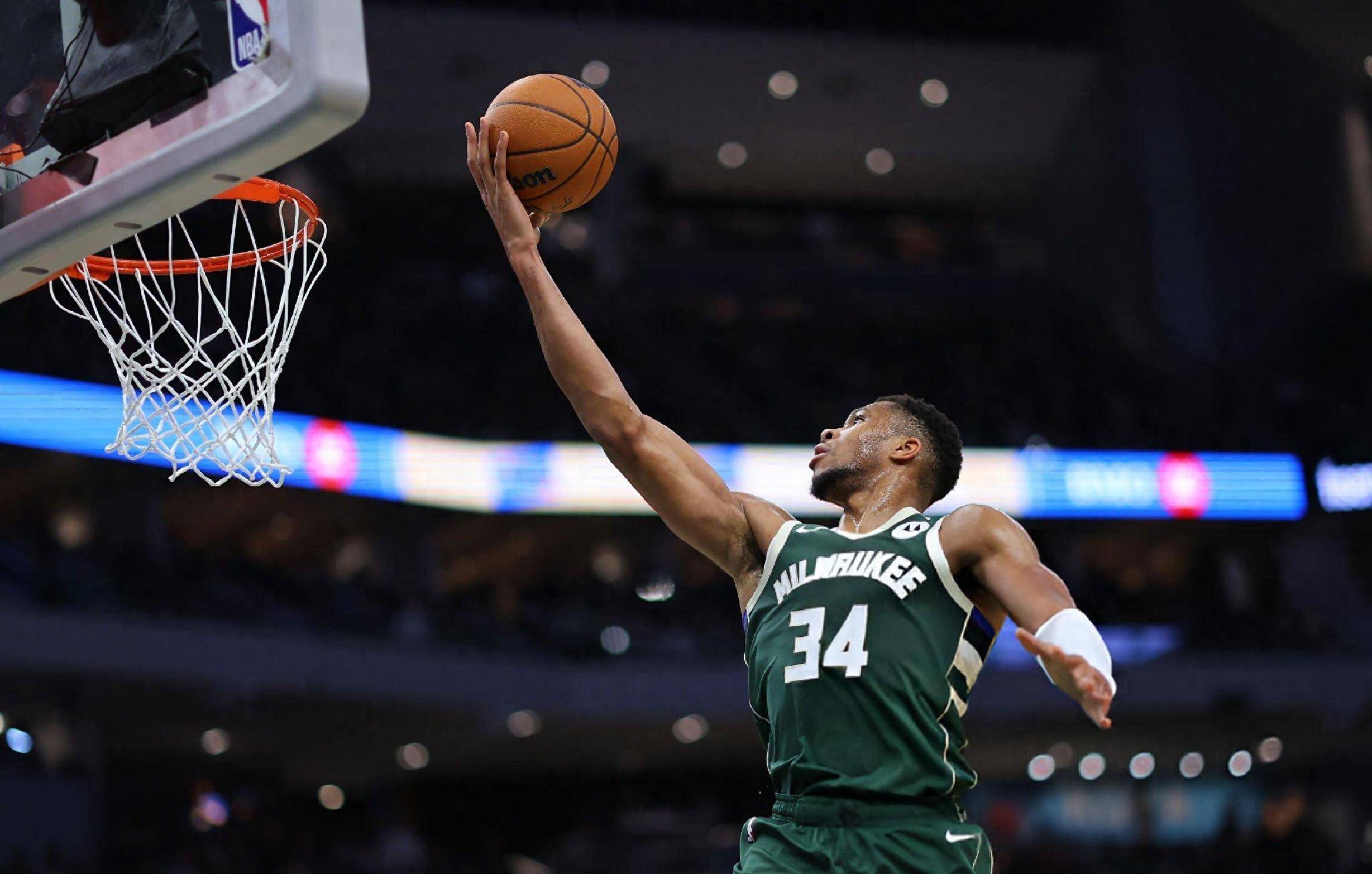 关于雄鹿取得关键胜利,继续领跑东部的信息 关于雄鹿取得关键胜利,继续领跑东部的信息