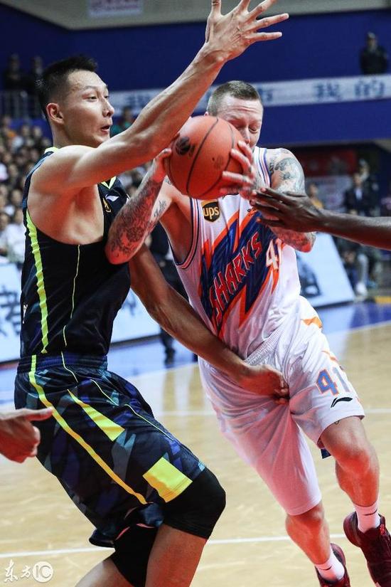 熊猫直播-赛场悬念不断竞技水平逐渐提高