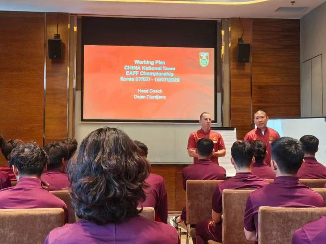 雄火队主力缺阵,备战新一轮比赛任务艰巨 雄火队主力缺阵,备战新一轮比赛任务艰巨