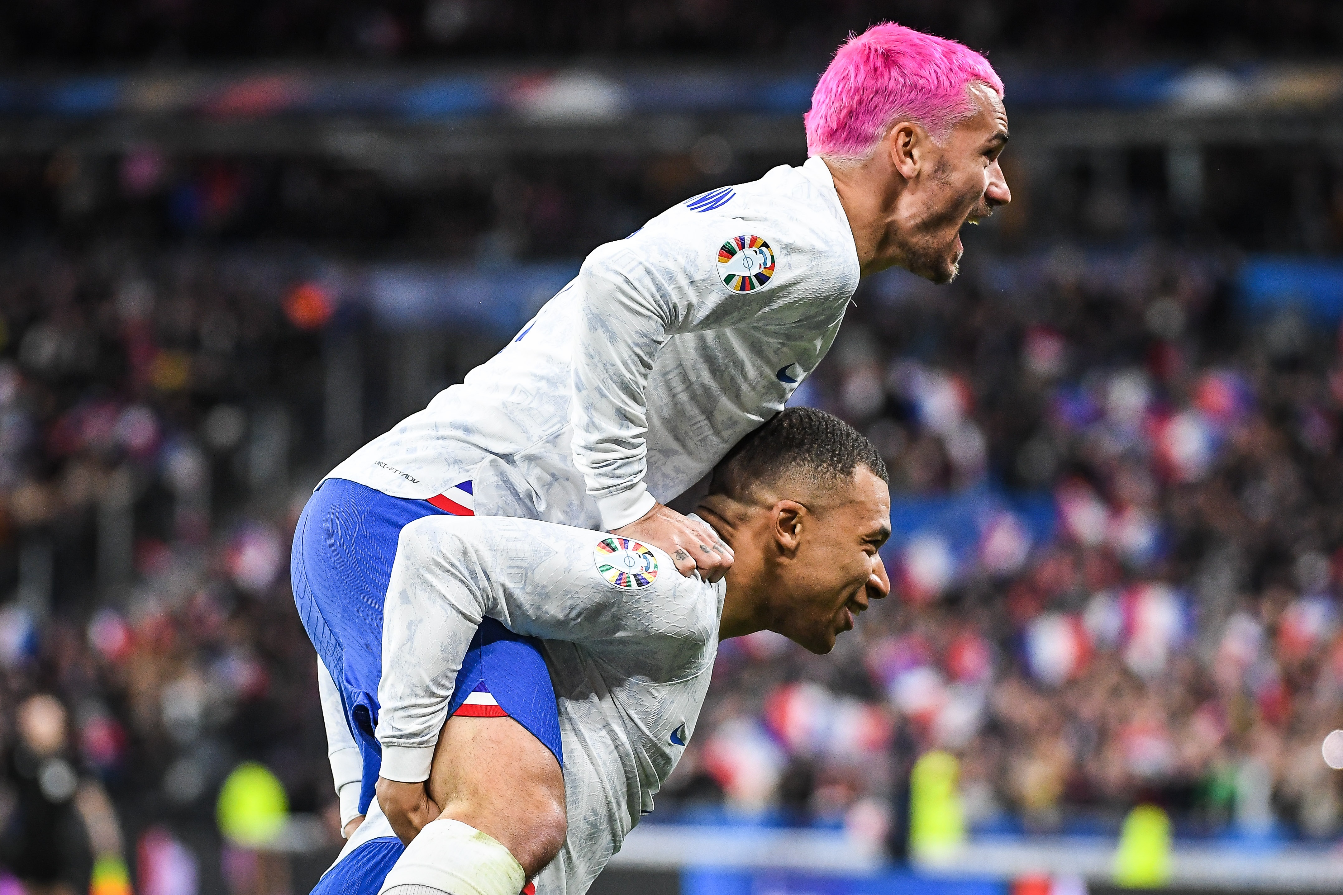 熊猫体育平台-格列兹曼双响!马竞主场擒下瓦伦西亚