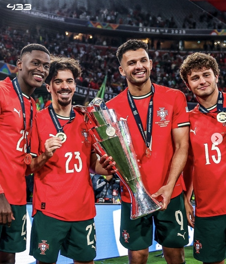 葡萄牙国脚荣耀回归,助力球队再获胜利 葡萄牙国脚荣耀回归,助力球队再获胜利