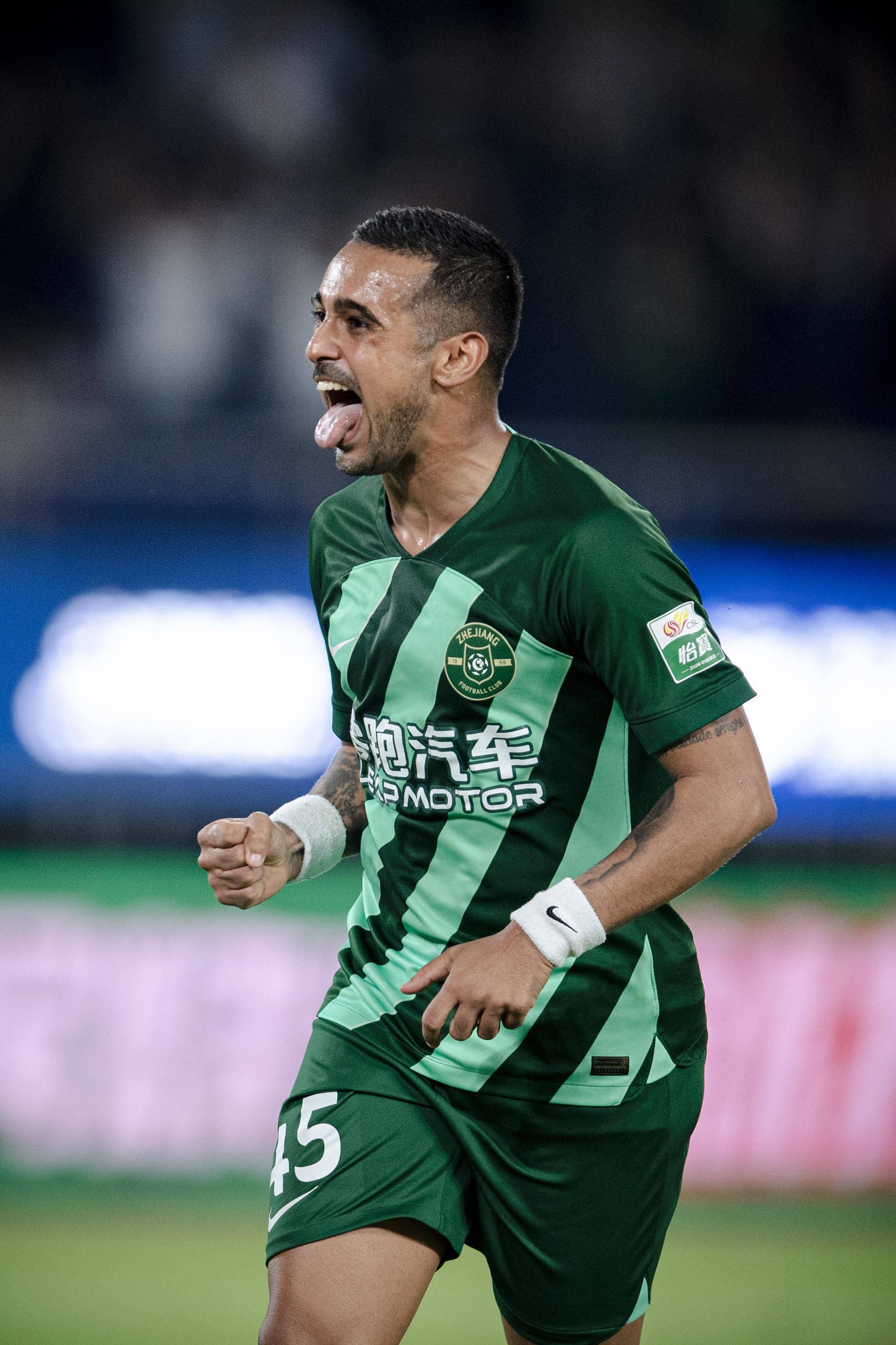 里昂主帅信心满满，期待球队壮大