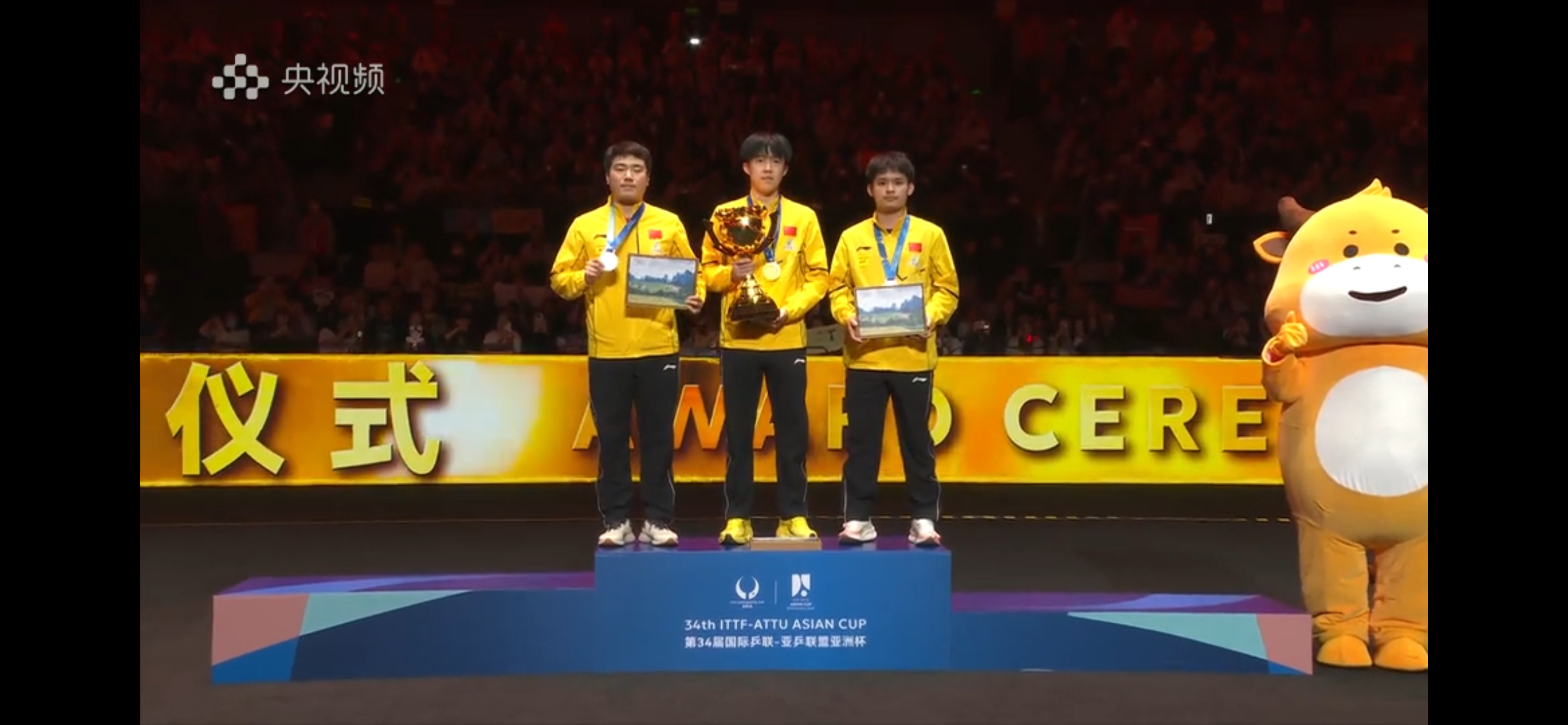 包含体育界的焦点:球员们为荣誉而战的词条 包含体育界的焦点:球员们为荣誉而战的词条