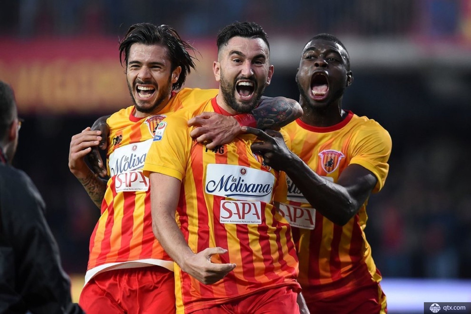 熊猫体育官方-贝内文托客场战胜雷恩,登上积分榜前列的简单介绍