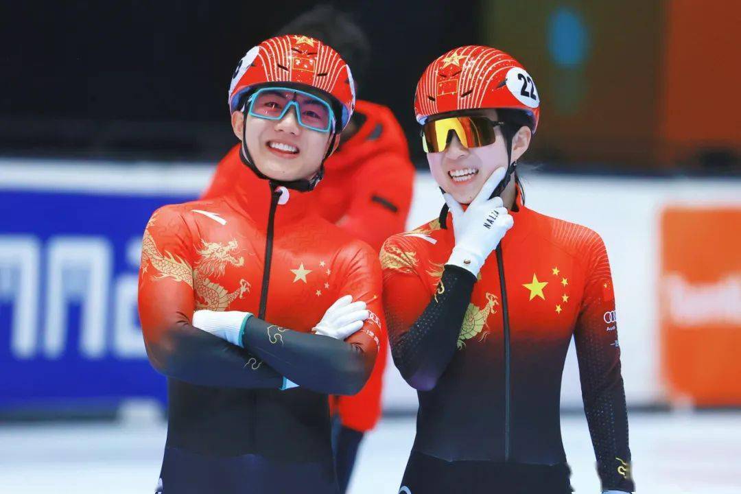 短道速滑队团队配合完美,再获金牌的简单介绍 短道速滑队团队配合完美,再获金牌的简单介绍