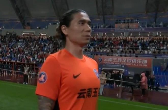 包含雄马队表现出色,主场取得胜利暂居榜首的词条 包含雄马队表现出色,主场取得胜利暂居榜首的词条