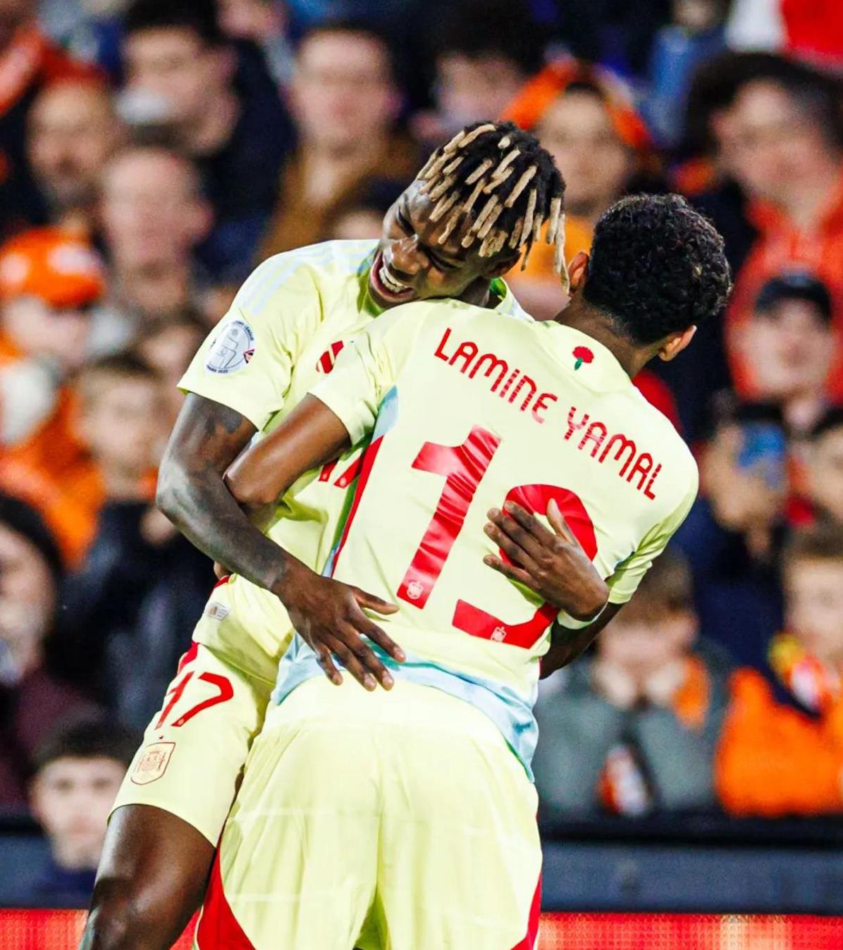 关于本土足球赛事风云变幻,球员表现出色的信息 关于本土足球赛事风云变幻,球员表现出色的信息