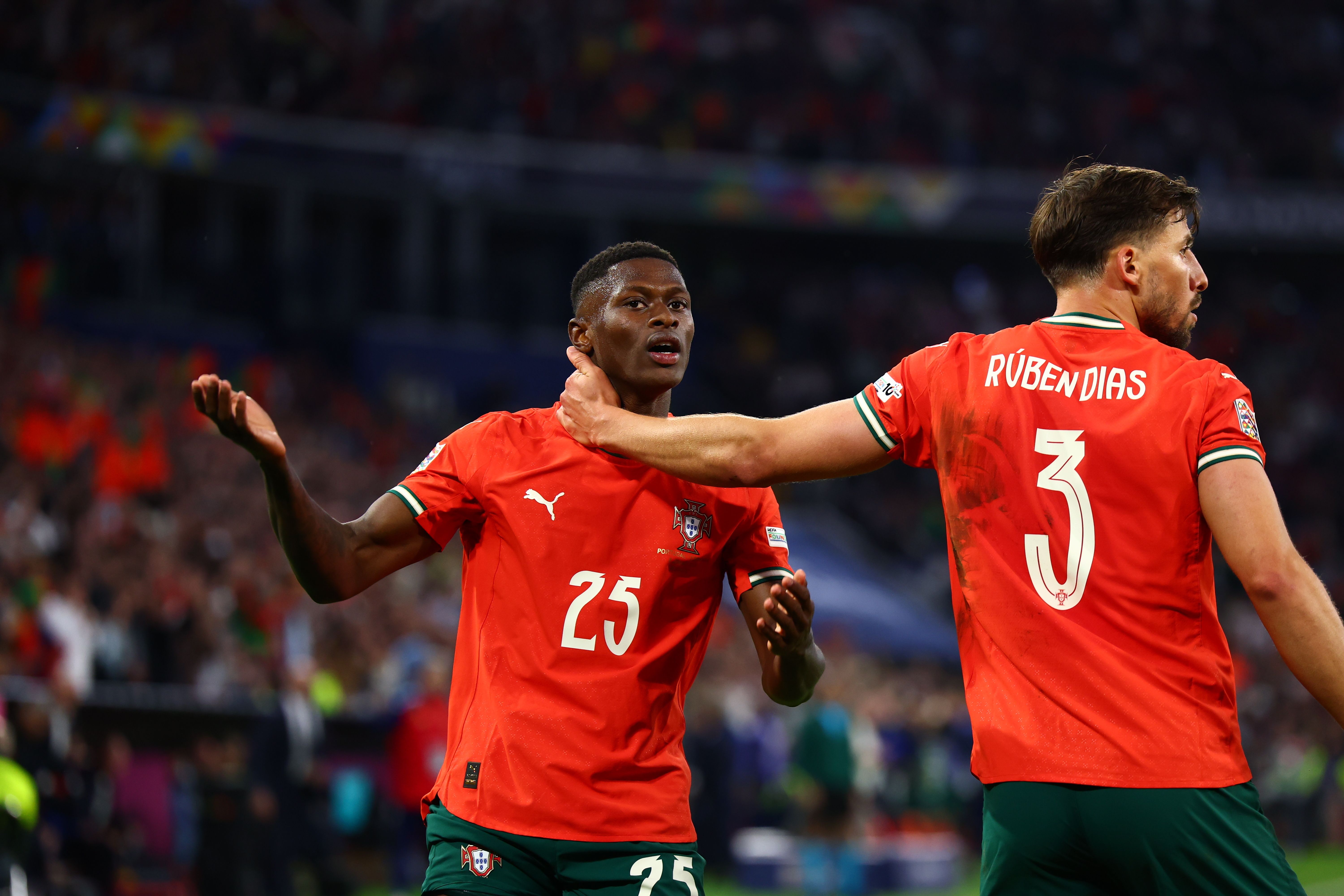 熊猫体育平台-葡萄牙凭梅开二度击败塞尔维亚,实力不俗