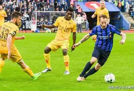 罗瓦勒姆主场逼平,保级前景渐行渐近 罗瓦勒姆主场逼平,保级前景渐行渐近