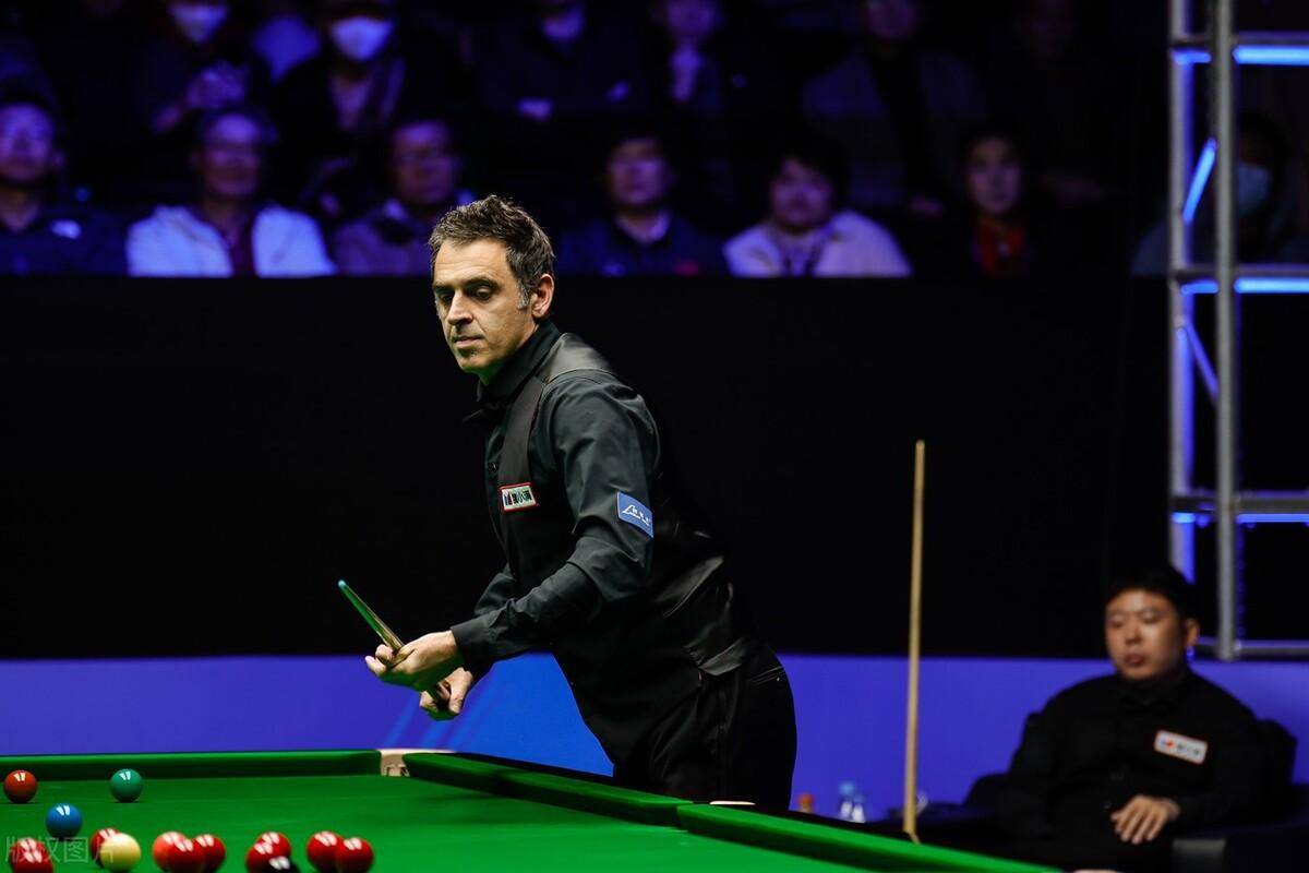 体育赛事直播-开塞尔队在主场比赛中全力以赴,奋力拼搏