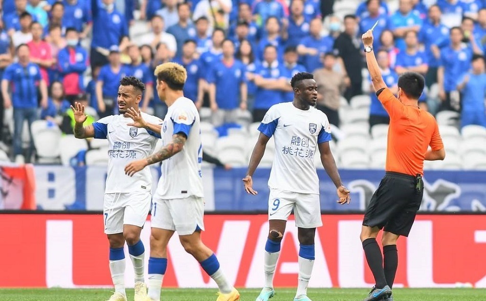 熊猫体育app-队长发威,全场压制对手豪取全胜的简单介绍