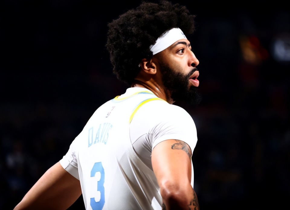 鹈鹕新援表现超群，为球队带来惊喜胜利的简单介绍