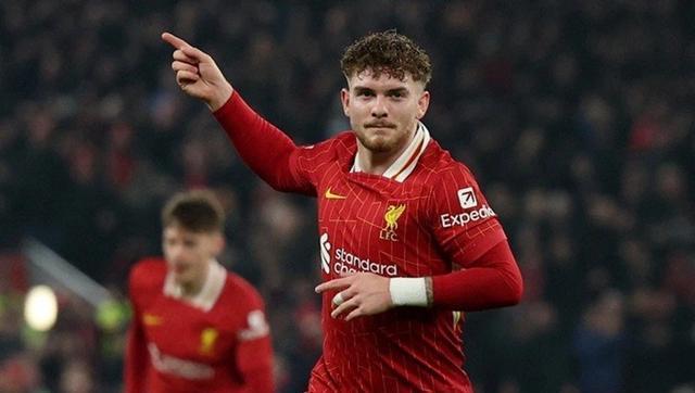 利物浦后卫出色表现,协助球队夺冠 利物浦后卫出色表现,协助球队夺冠