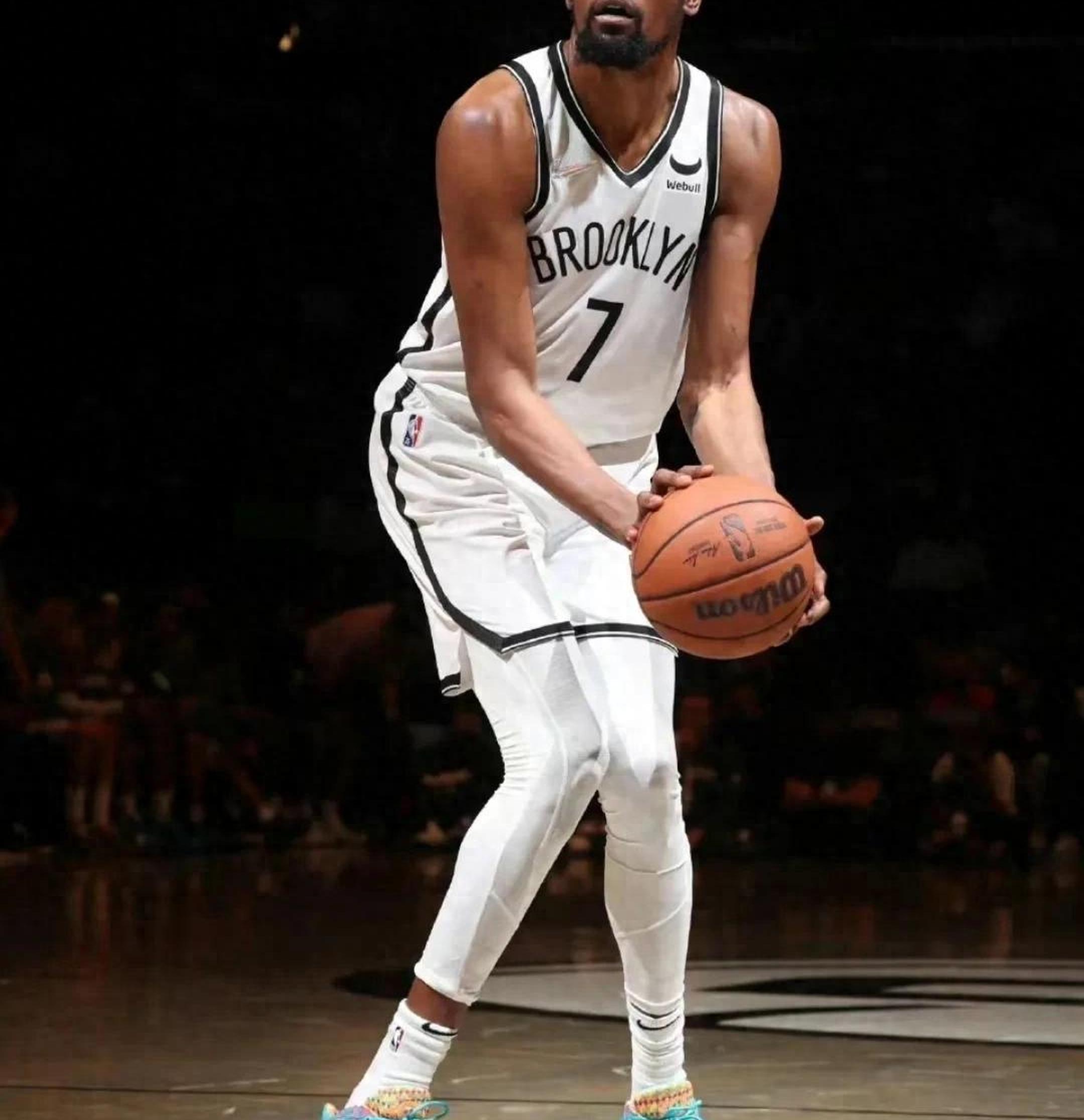 篮网队的战术调整给球队带来新的突破 篮网队的战术调整给球队带来新的突破