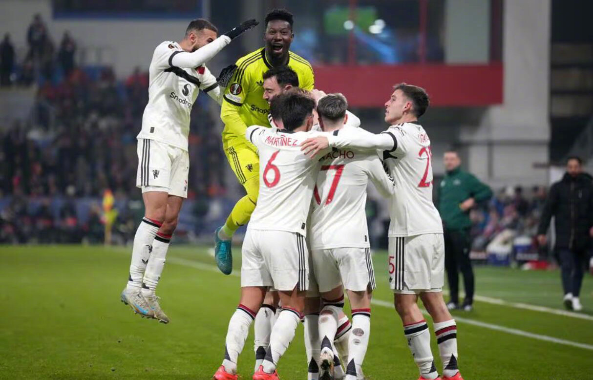 格拉纳达前锋连进两球，帮球队获得胜利