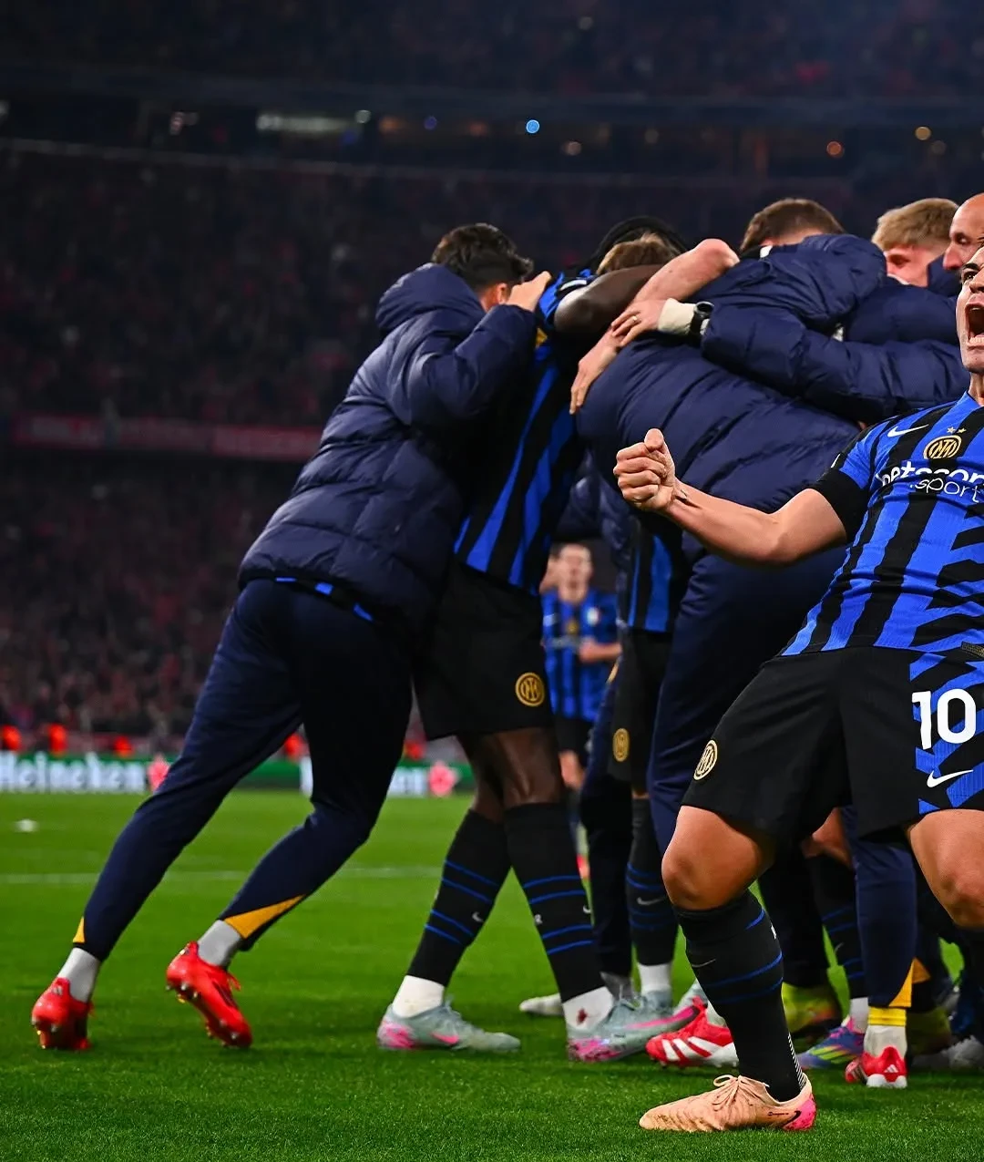 拜仁慕尼黑屡败屡战,欧冠成绩动摇 拜仁慕尼黑屡败屡战,欧冠成绩动摇