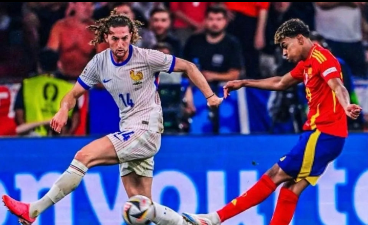 欧洲杯比赛暴发新星,球员实力获赞 欧洲杯比赛暴发新星,球员实力获赞