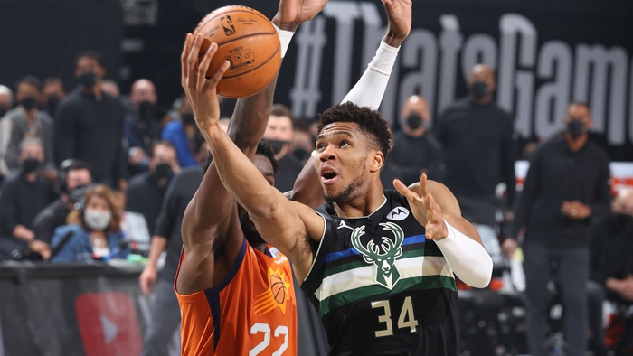 熊猫体育官方网站-雄鹿防守提升逐渐艳名称队泰罗次盖帽创纪录