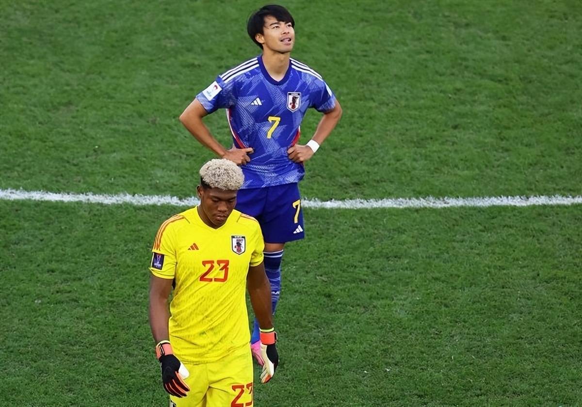 熊猫直播官网-印尼队鏖战马来西亚队,辛杜高光表现的简单介绍